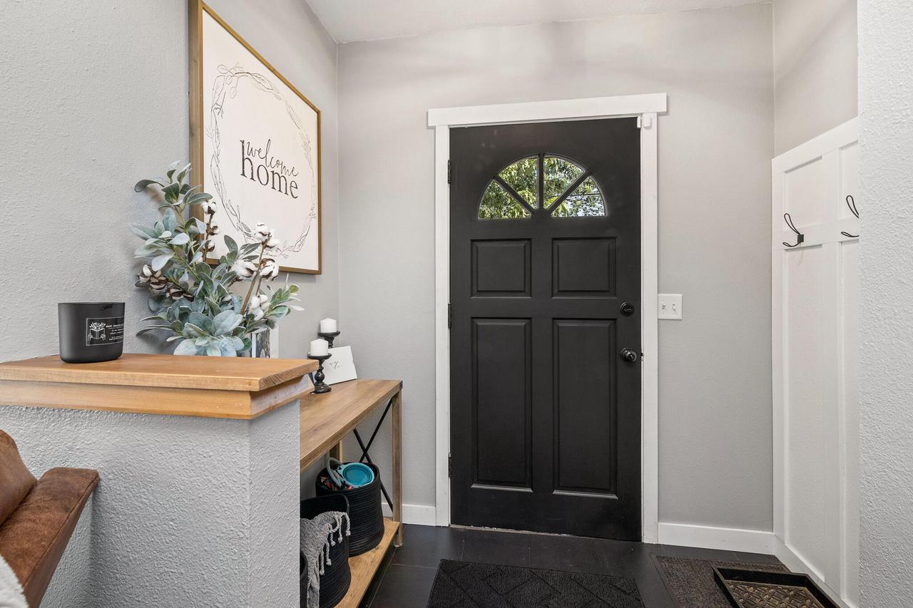 2805 Onalaska AVENUE