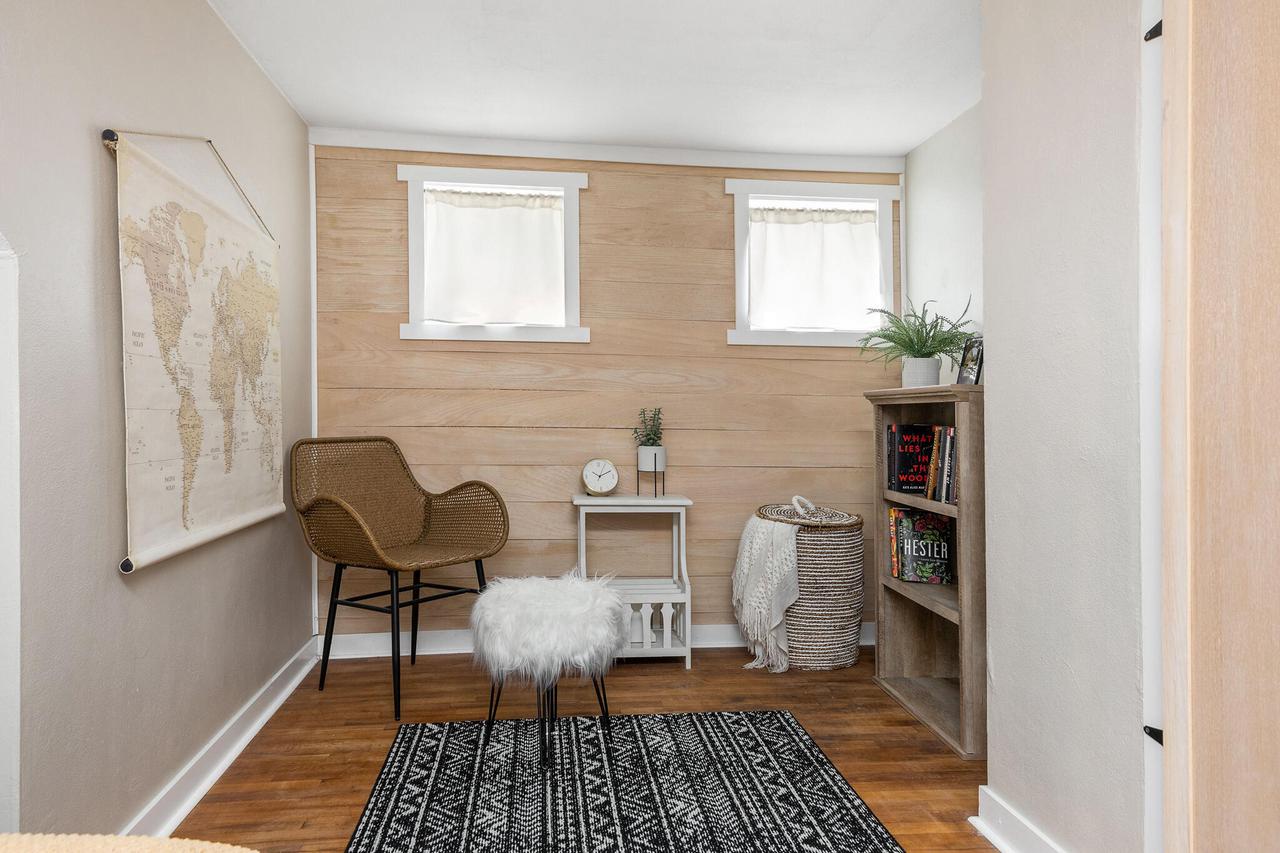 2805 Onalaska AVENUE