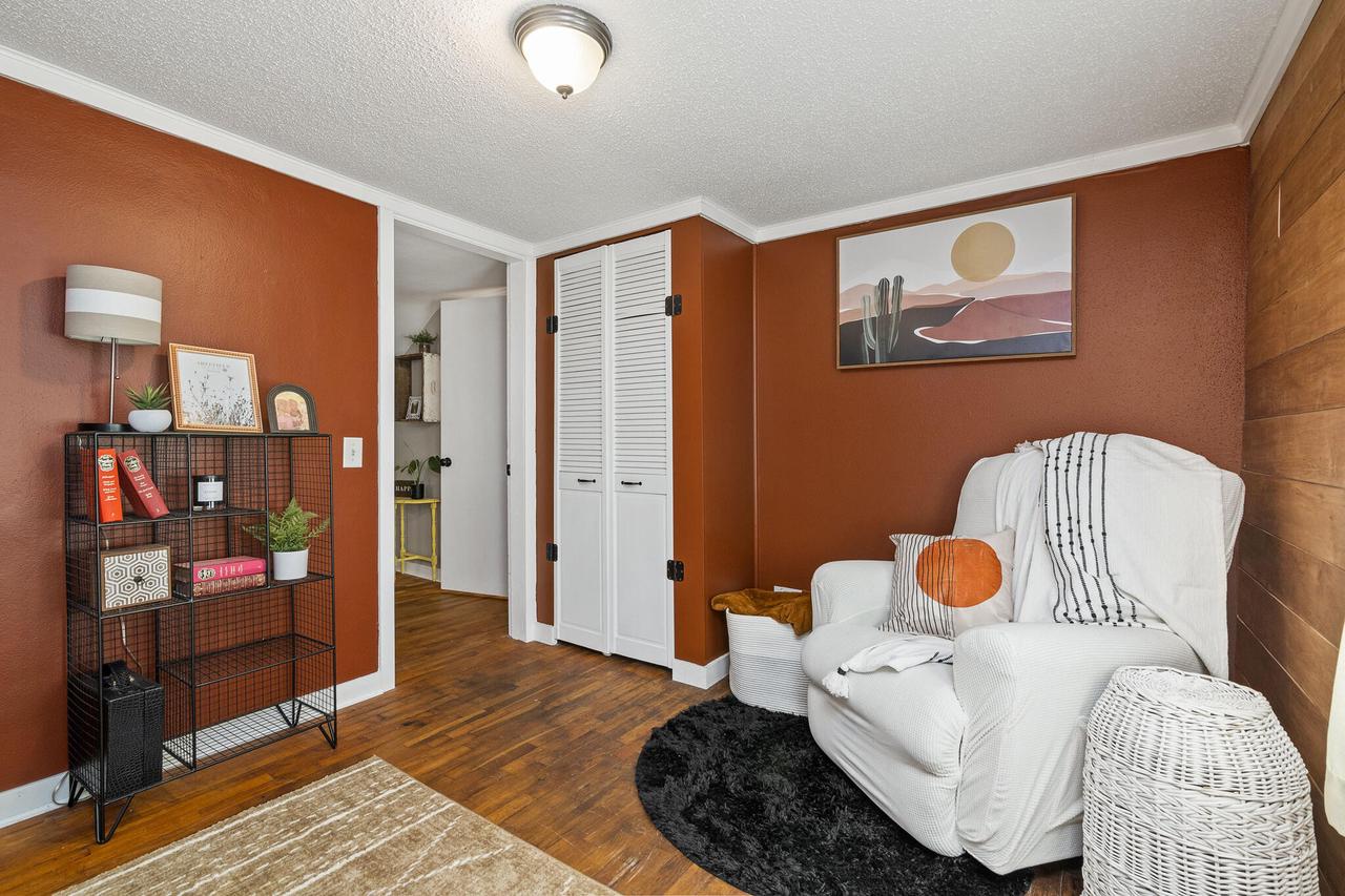 2805 Onalaska AVENUE