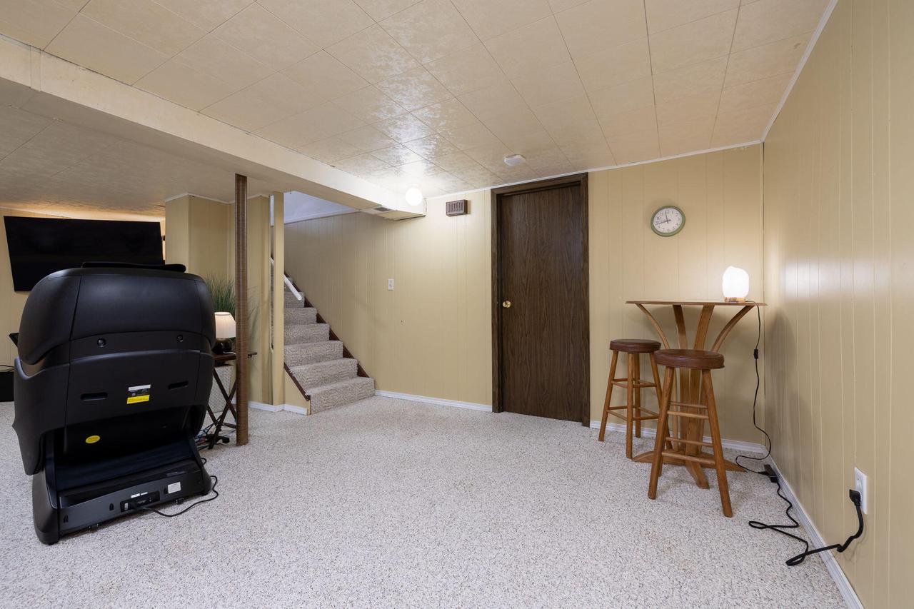 215 14th AVENUE NORTH North