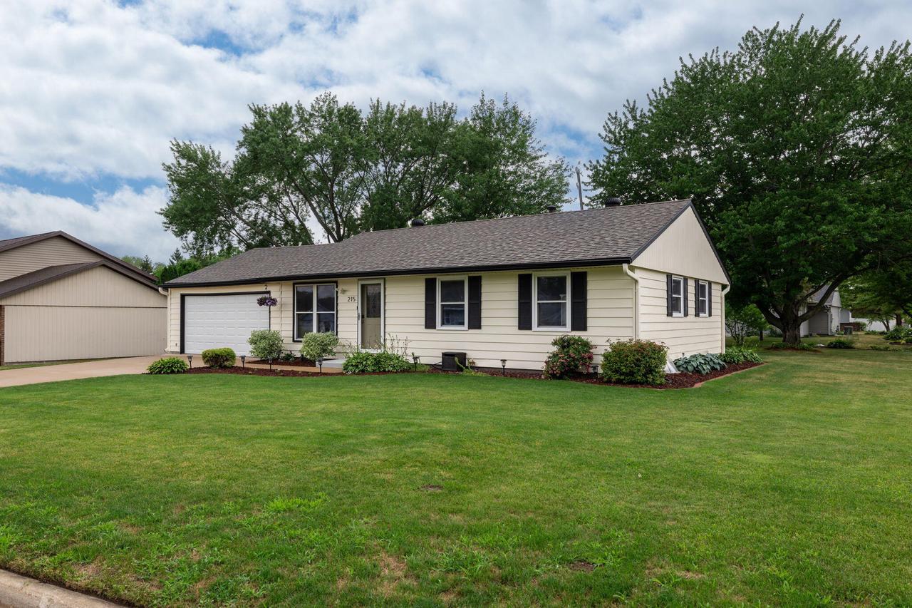 215 14th AVENUE NORTH North