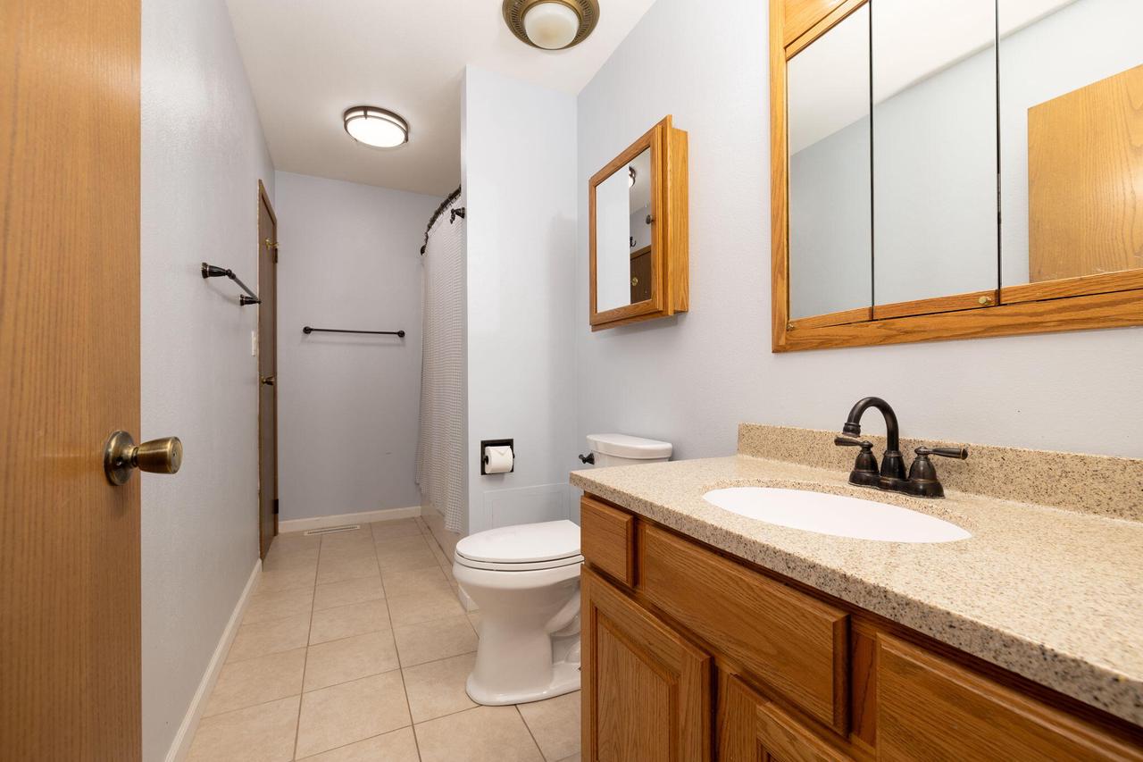 215 14th AVENUE NORTH North