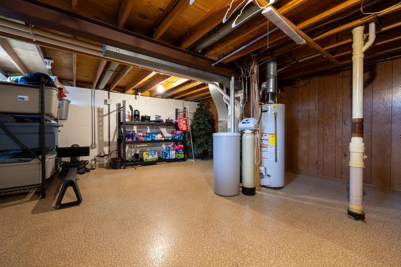 215 14th AVENUE NORTH North