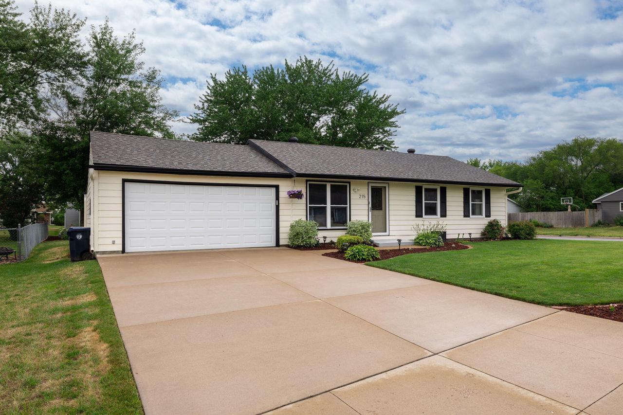 215 14th AVENUE NORTH North