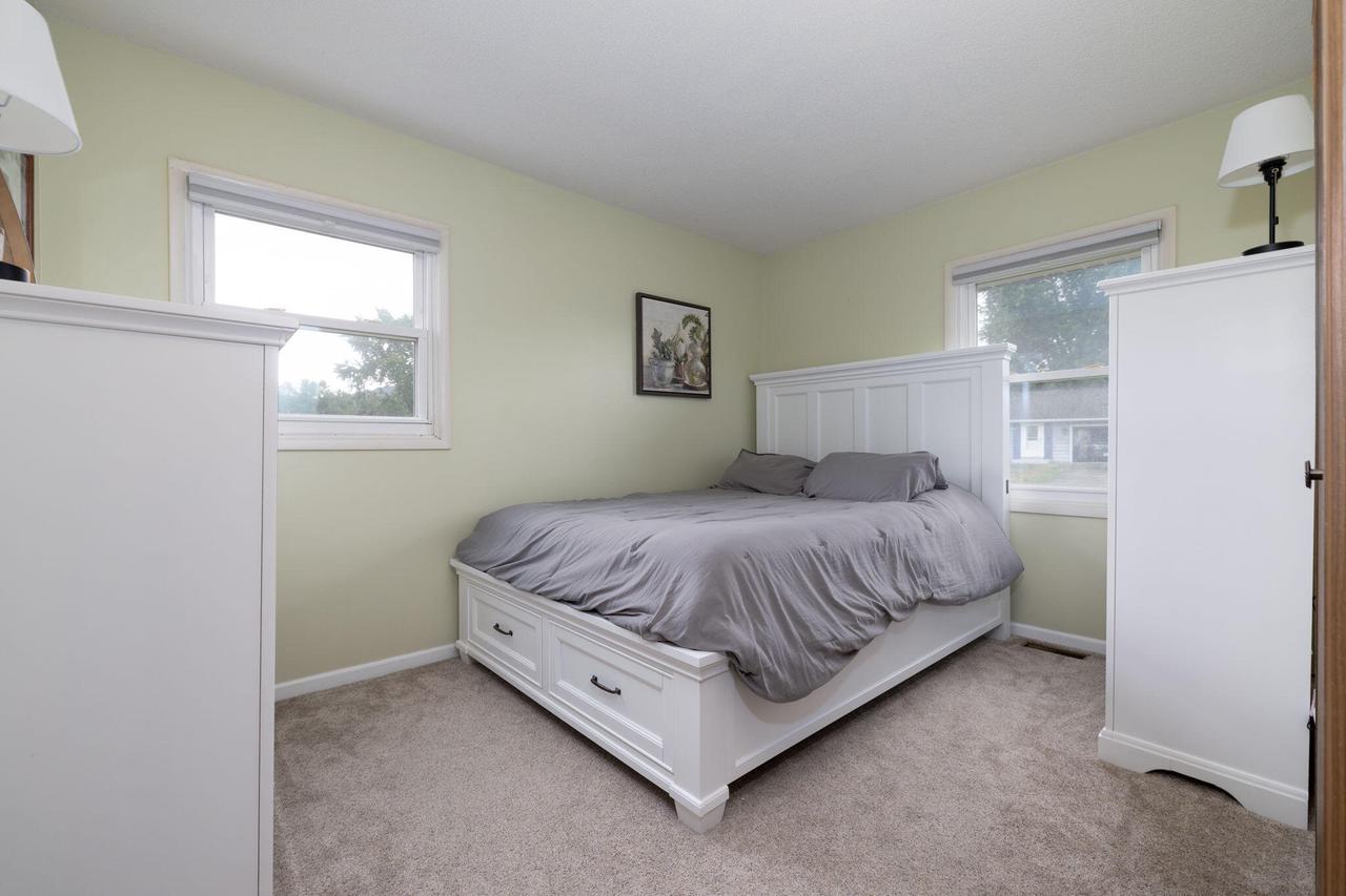 215 14th AVENUE NORTH North