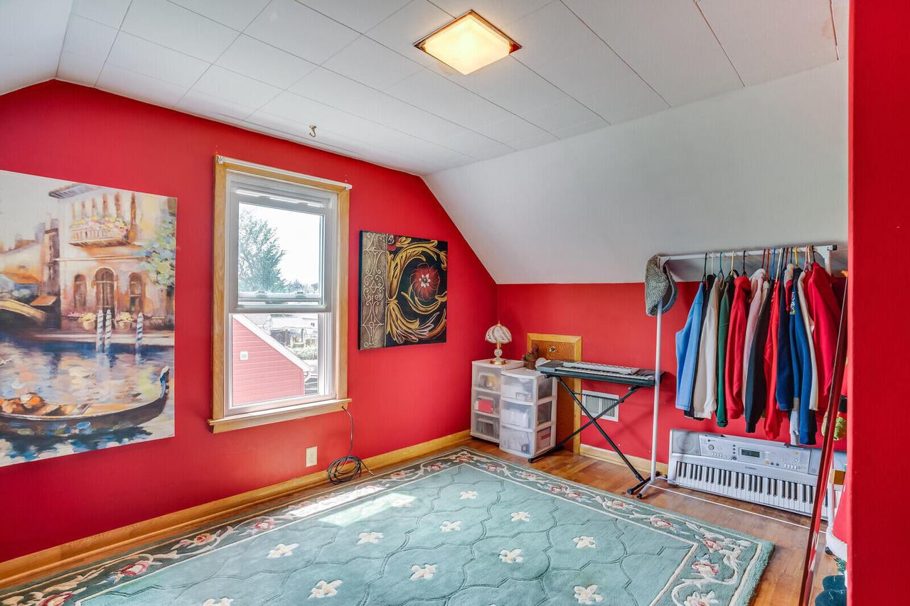 1806 Losey BOULEVARD SOUTH South