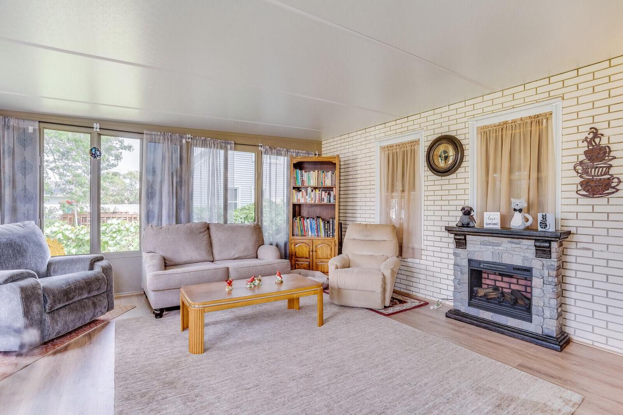 1806 Losey BOULEVARD SOUTH South