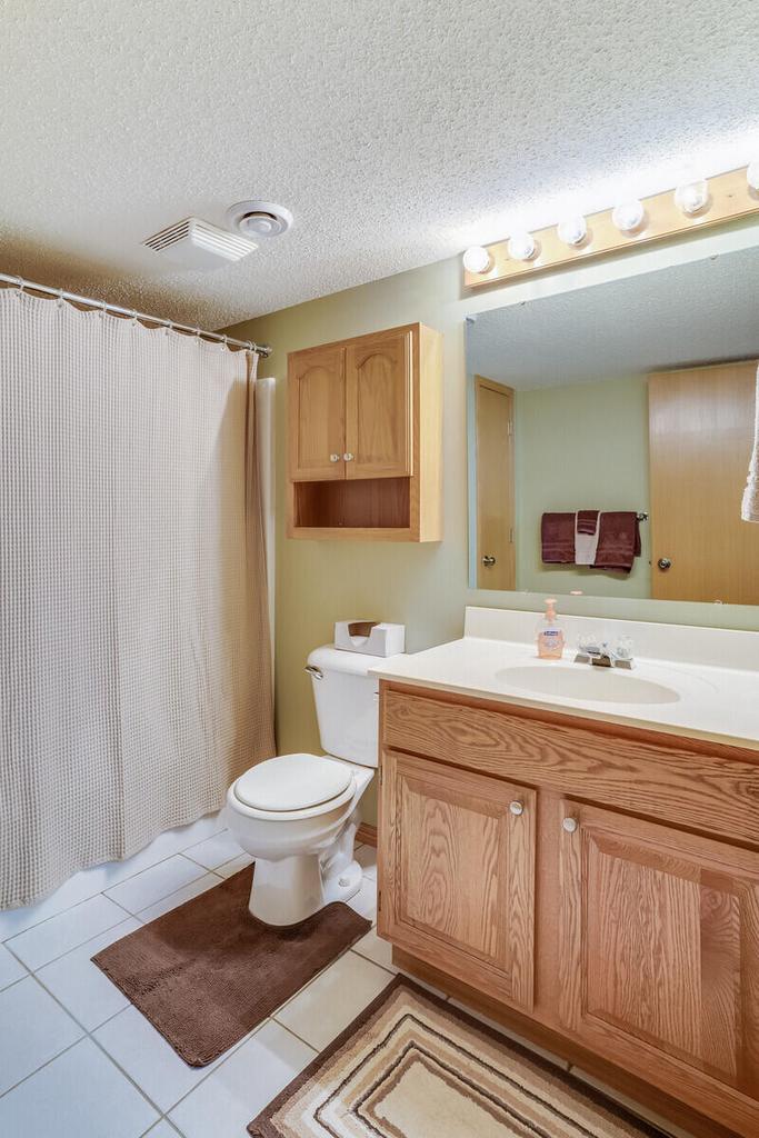 905 3rd AVENUE EAST East