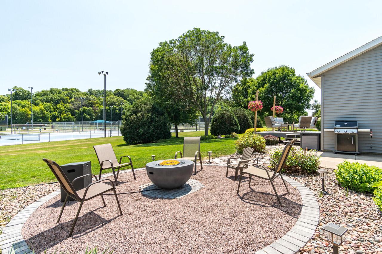 905 3rd AVENUE EAST East