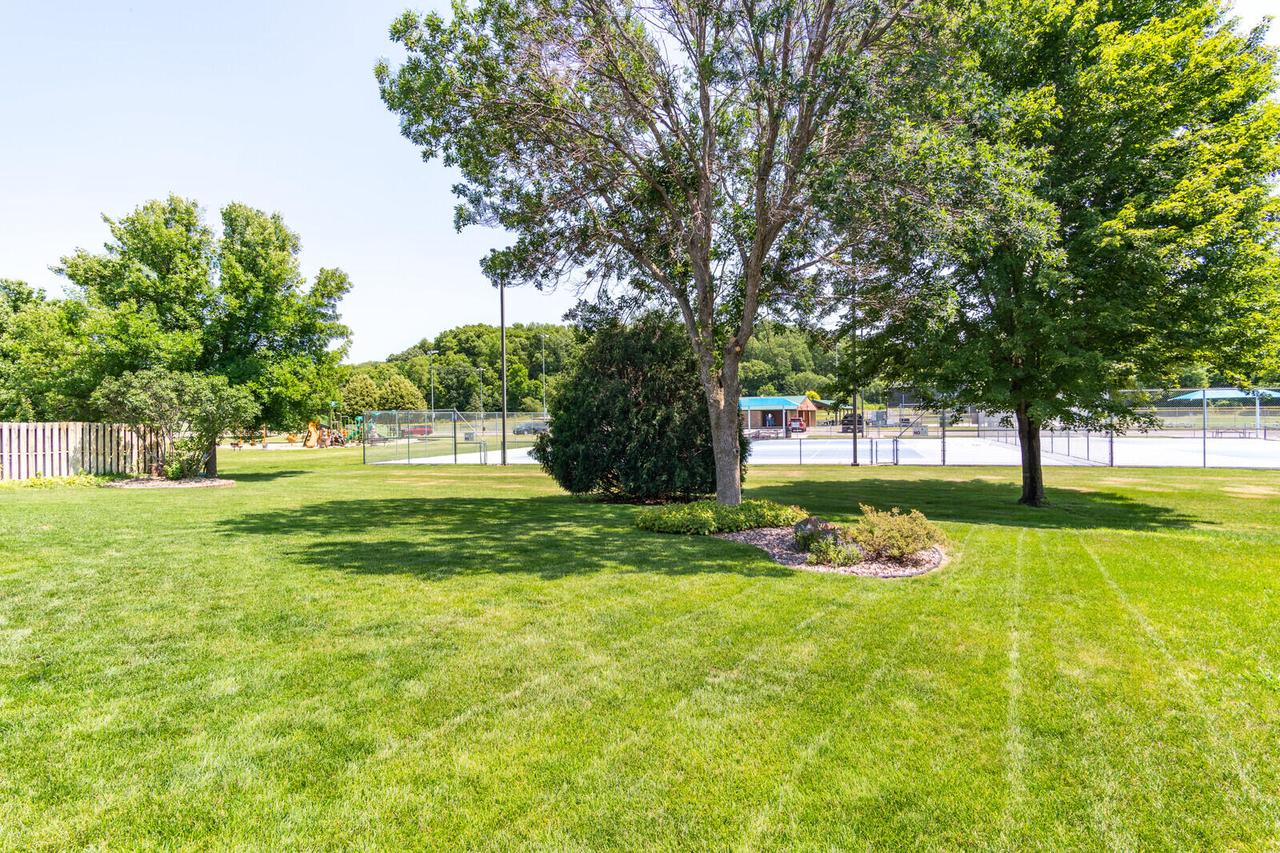 905 3rd AVENUE EAST East