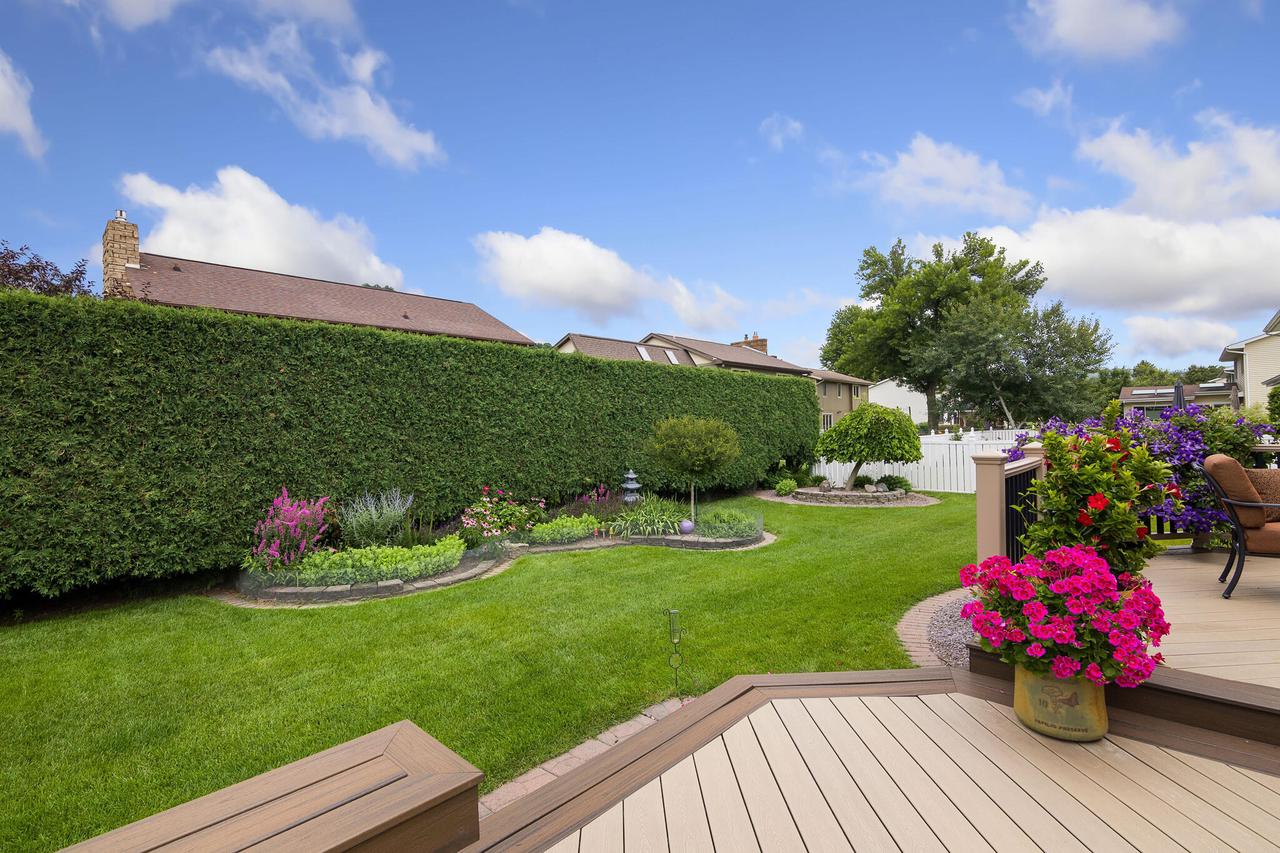 3305 Glendale AVENUE