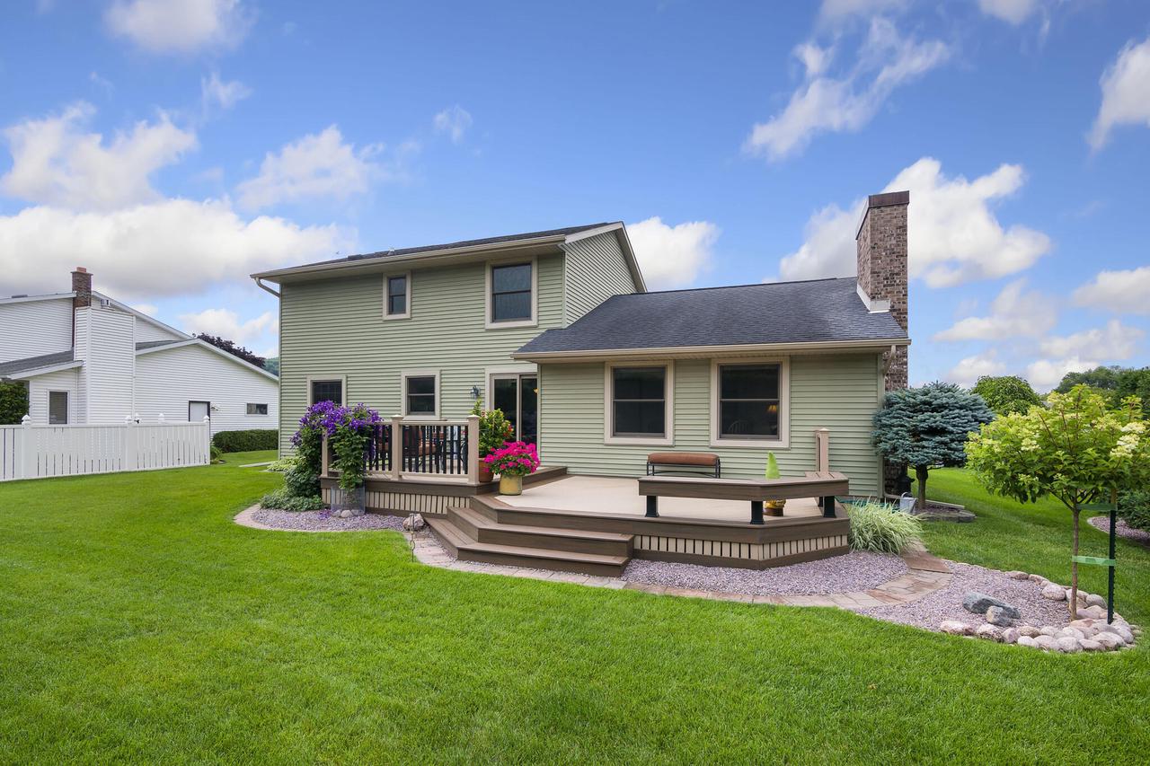 3305 Glendale AVENUE