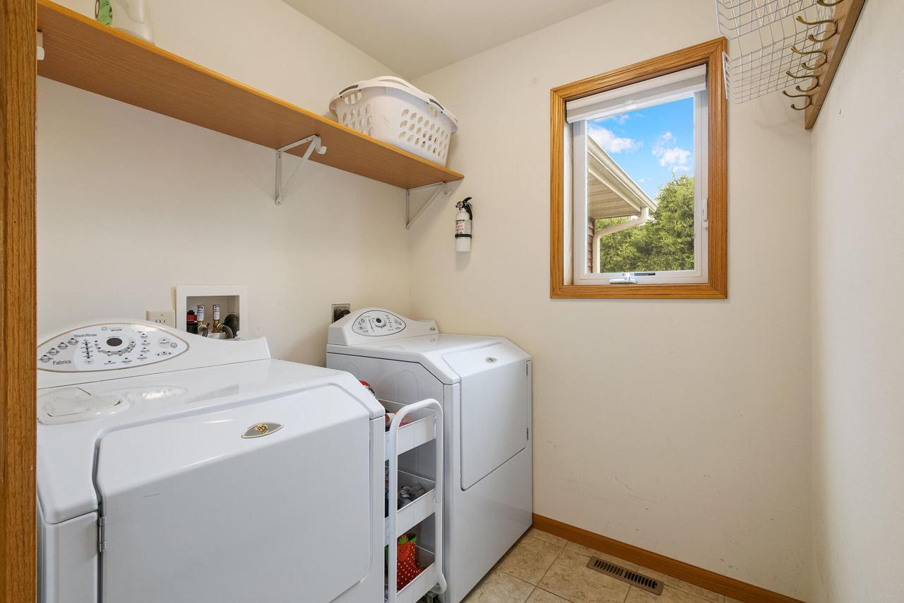 411 McHugh STREET EAST East