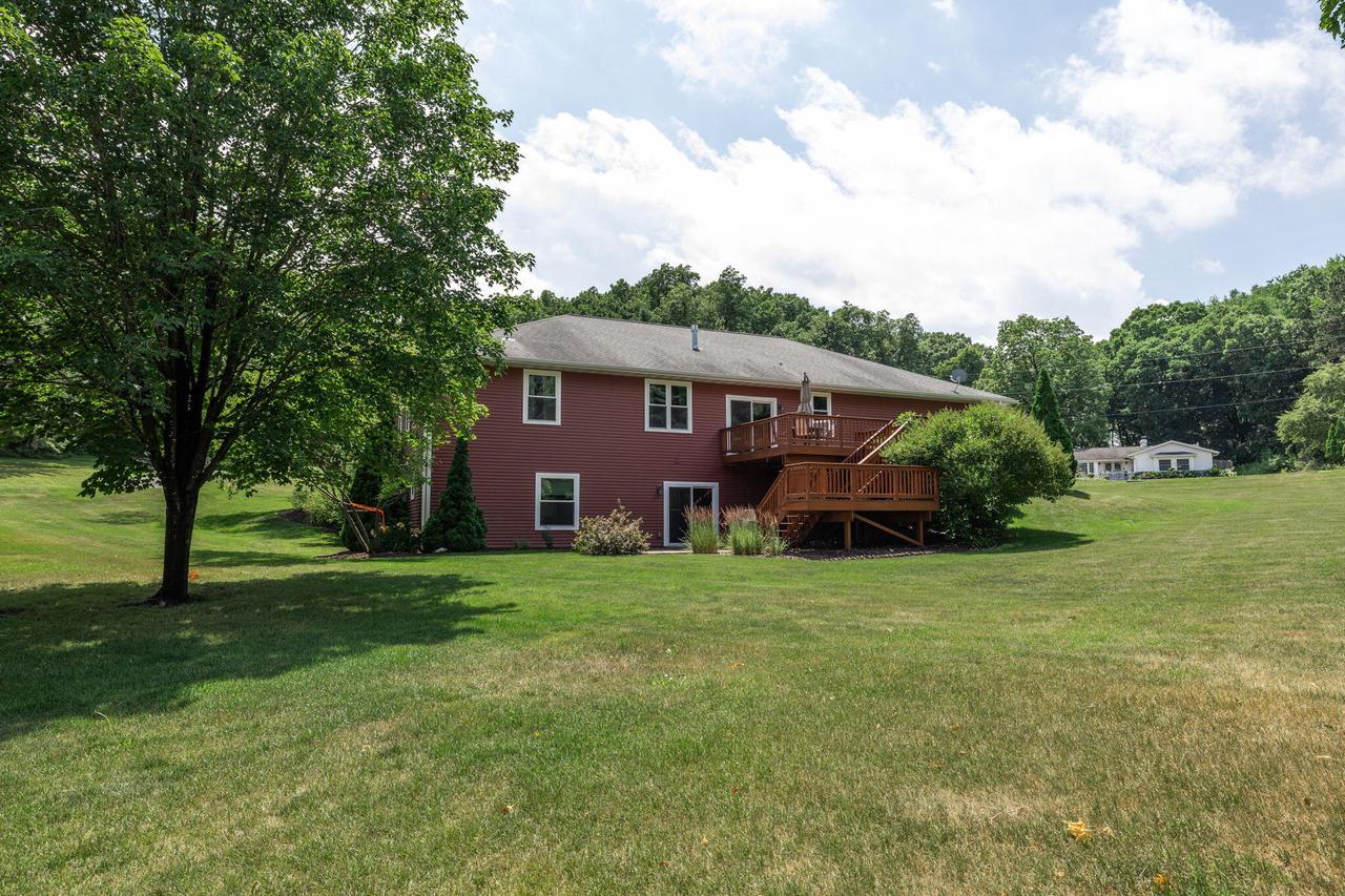 1520 Highland Meadows DRIVE