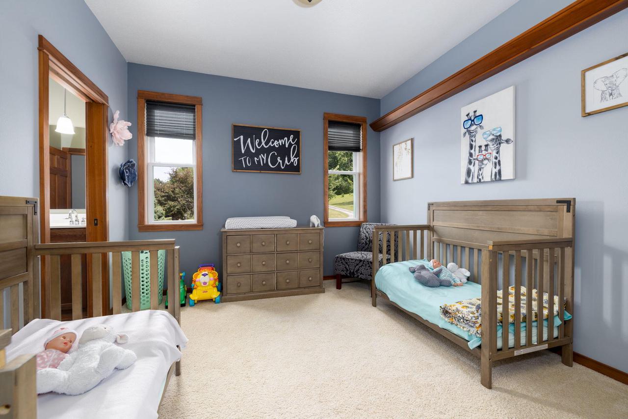 1520 Highland Meadows DRIVE