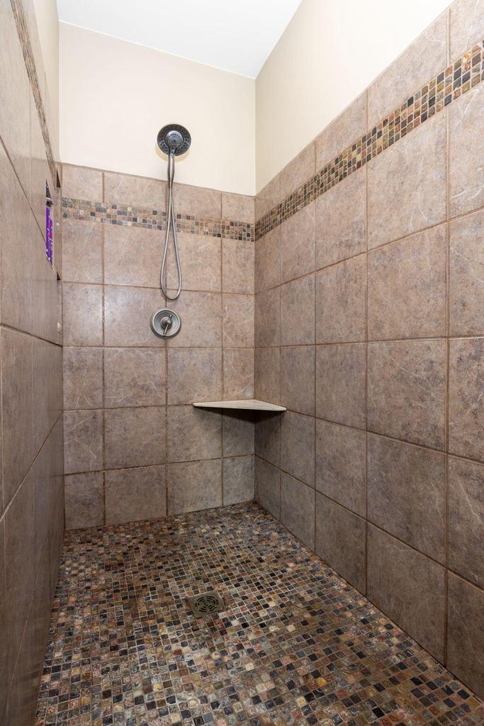 1520 Highland Meadows DRIVE