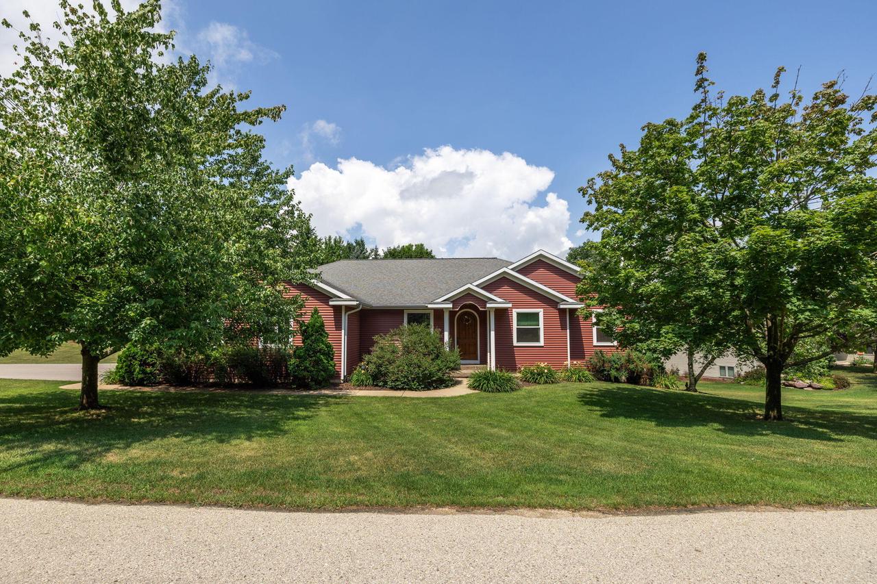 1520 Highland Meadows DRIVE