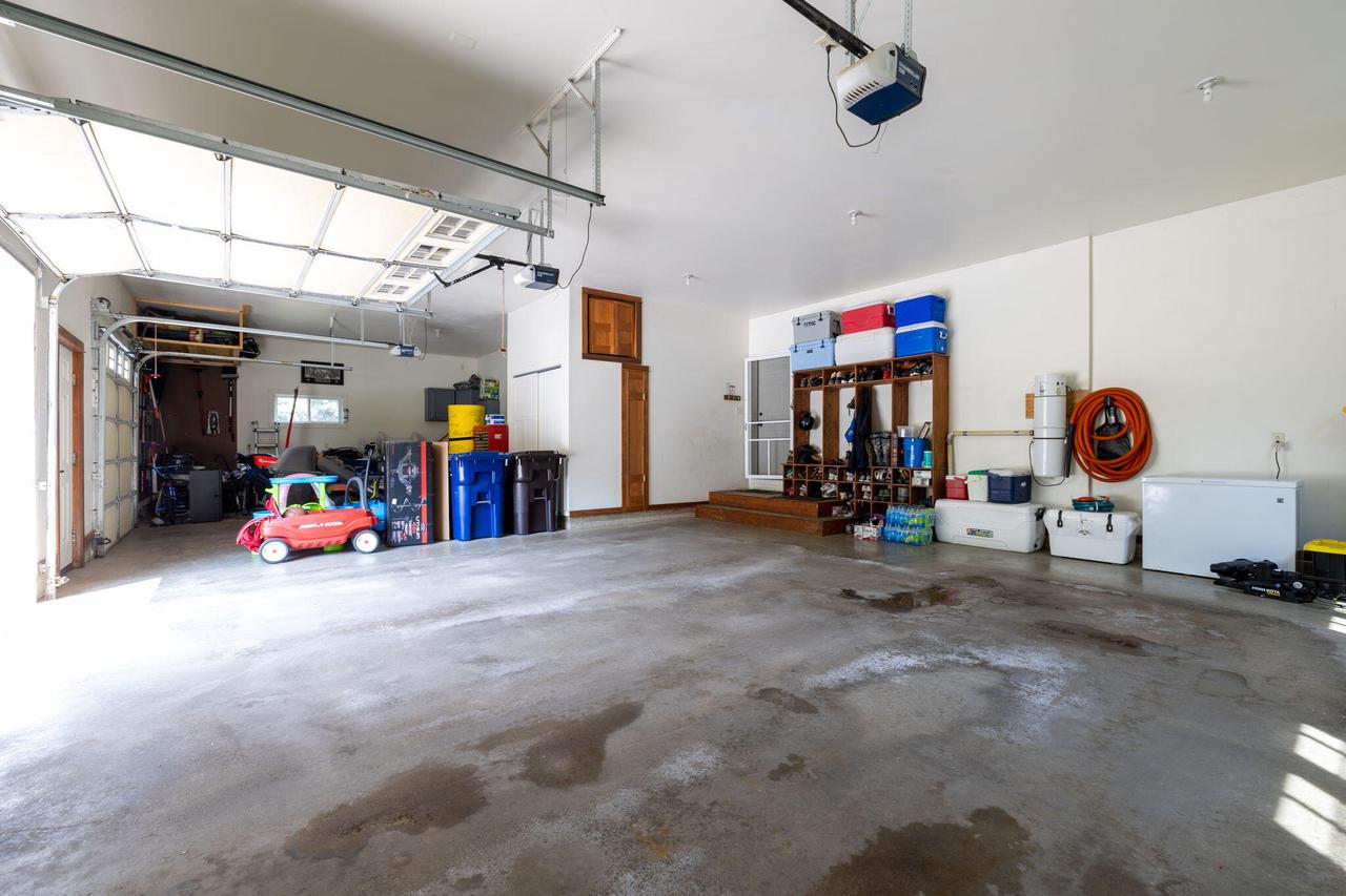 1520 Highland Meadows DRIVE