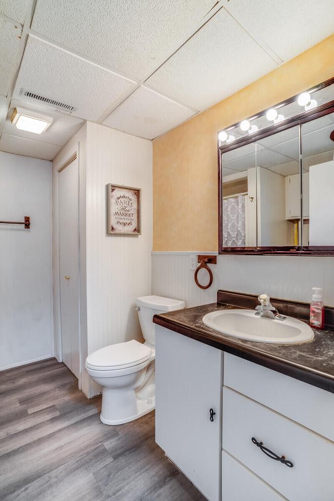 312 Gaarder ROAD EAST East