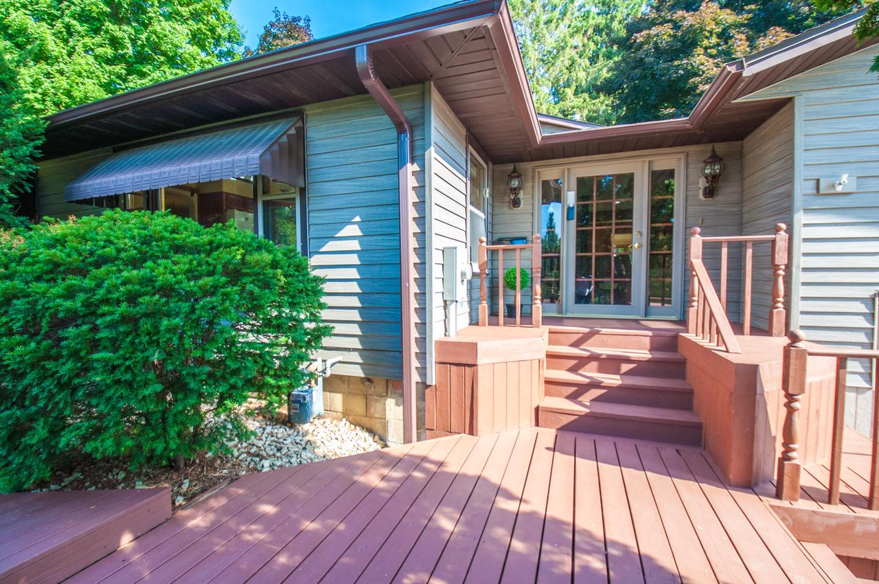 2301 Main STREET EAST East