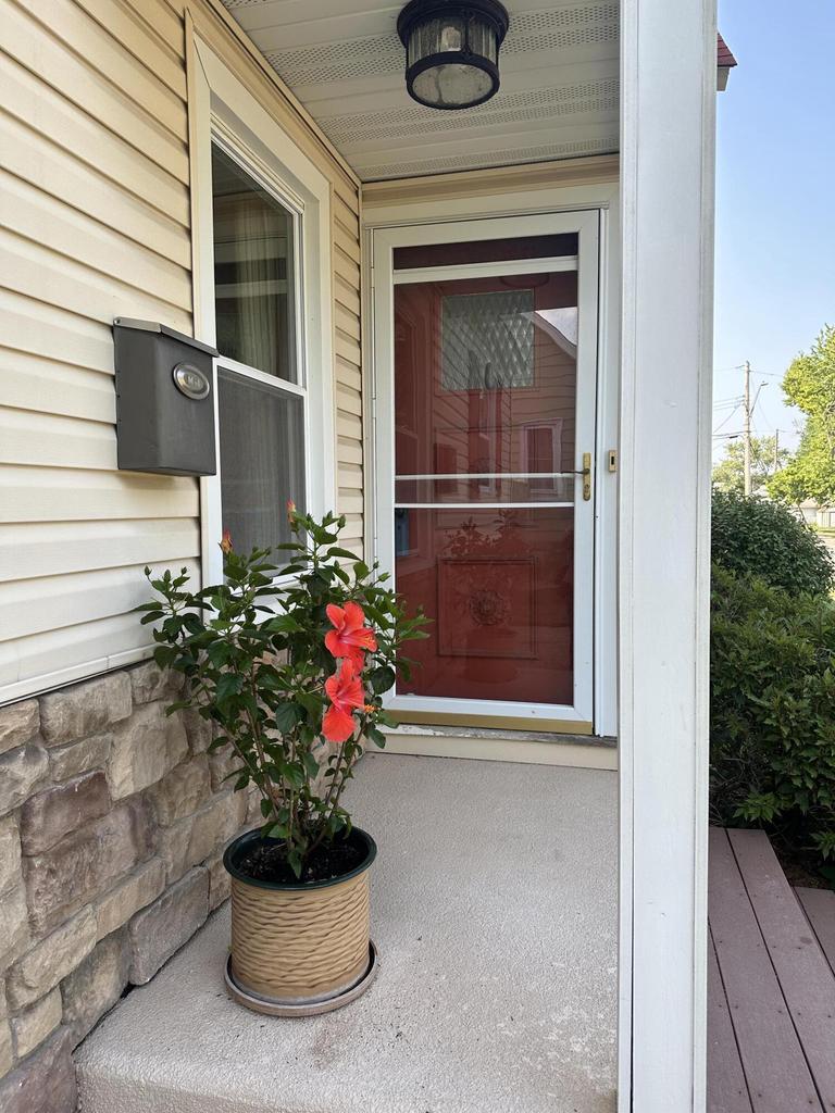 2006 15th STREET SOUTH South