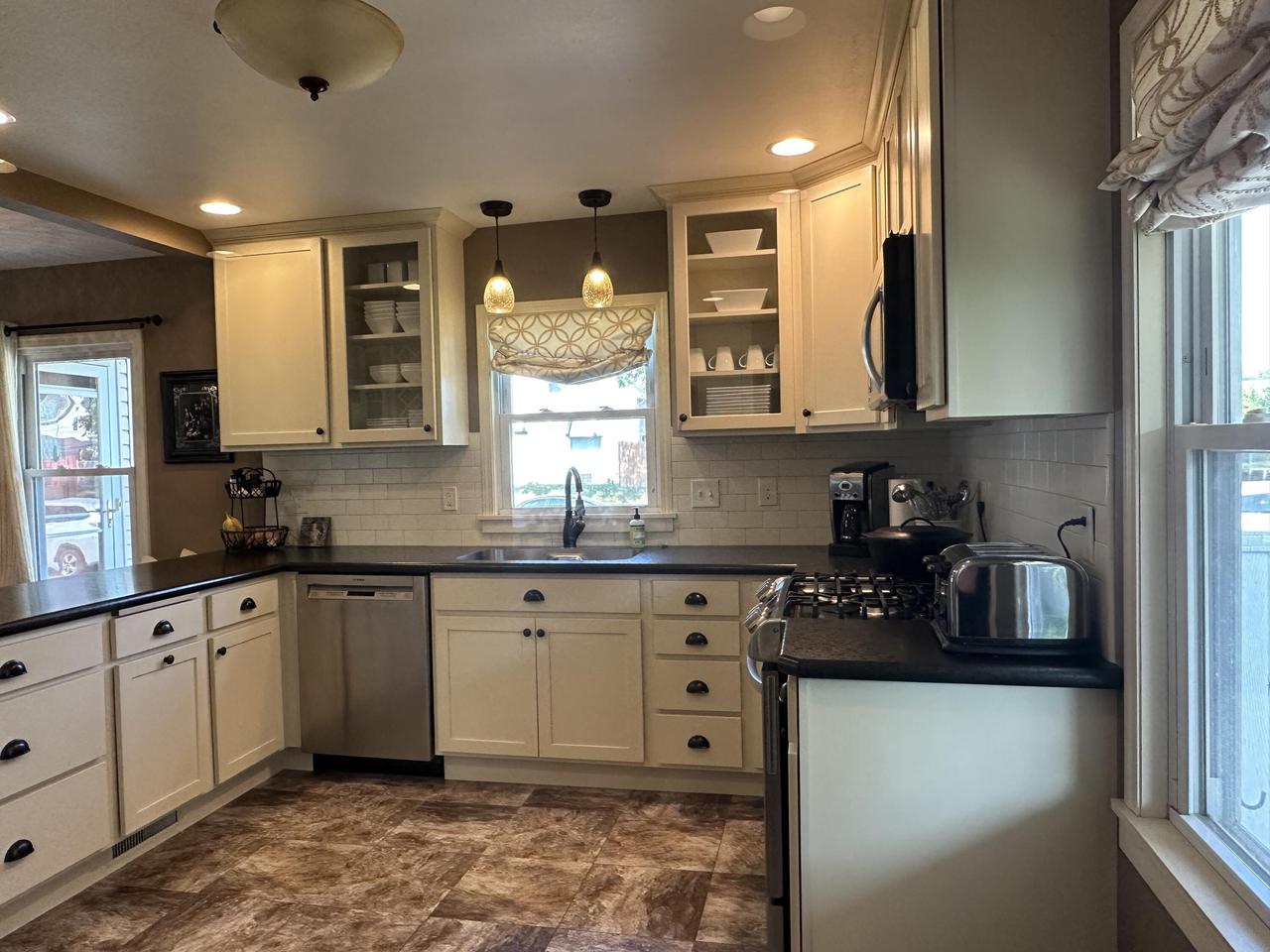 2006 15th STREET SOUTH South