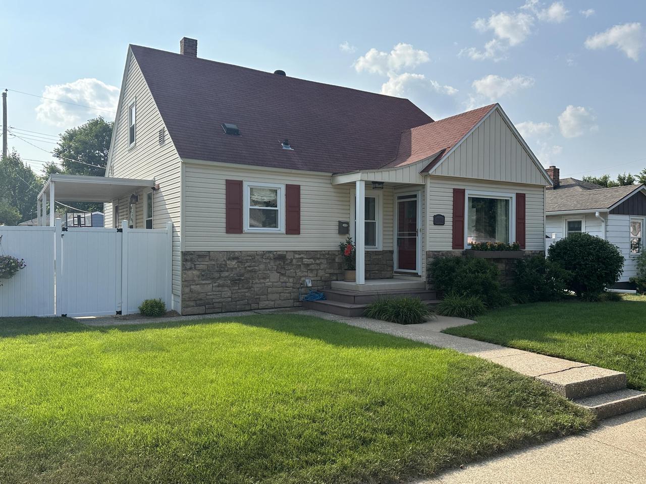 2006 15th STREET SOUTH South