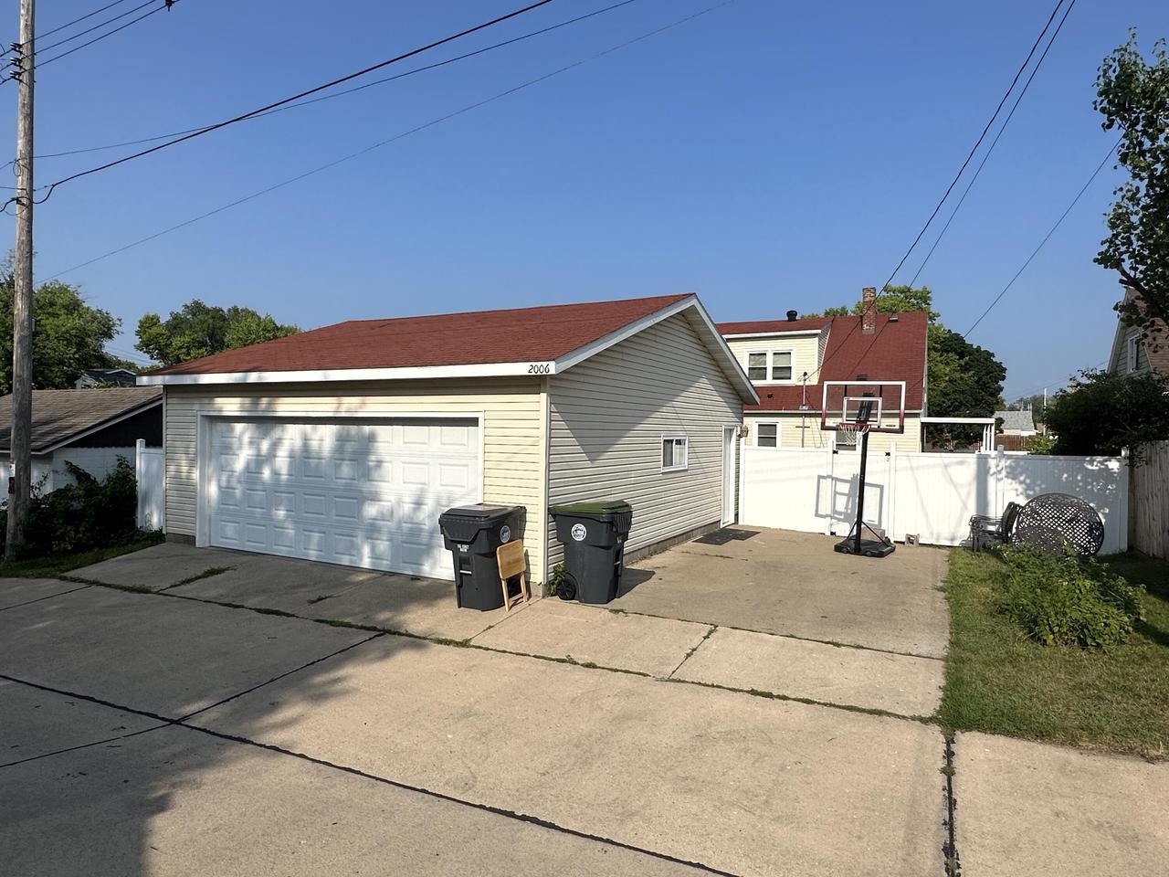 2006 15th STREET SOUTH South