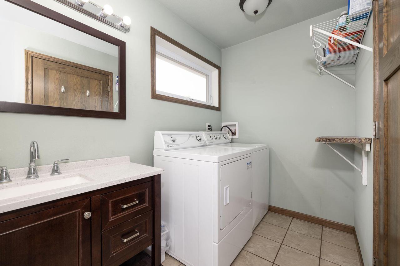 621 Caledonia STREET