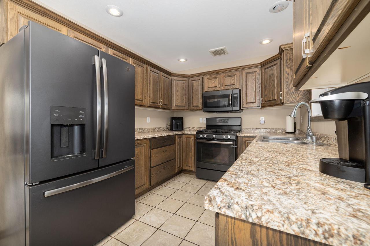 621 Caledonia STREET