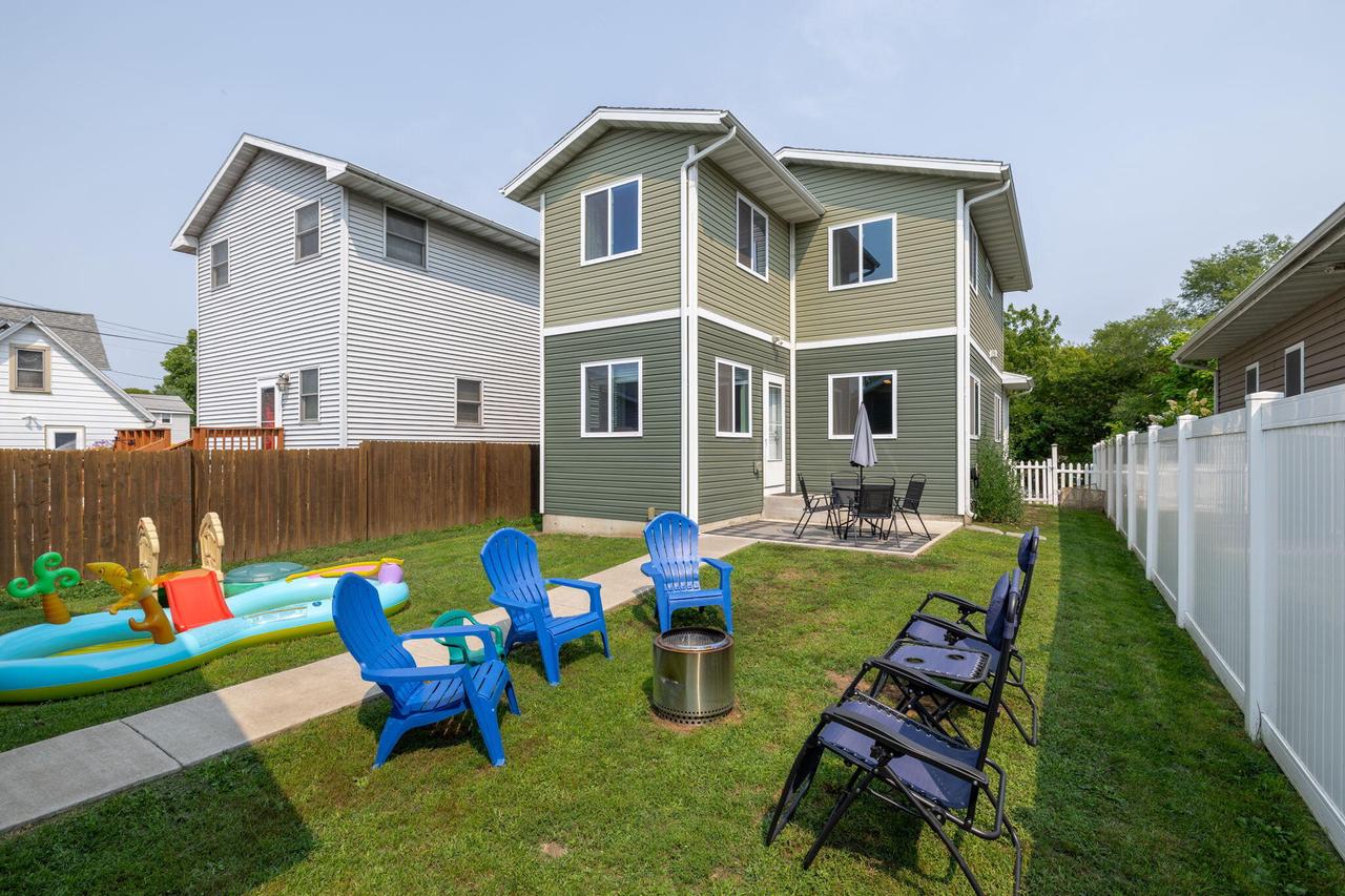 621 Caledonia STREET