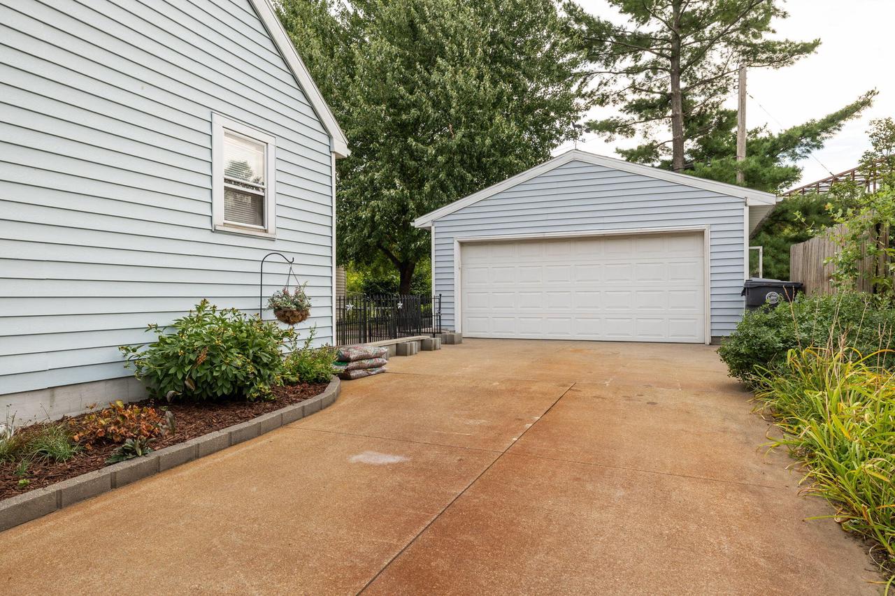 2730 Hamilton STREET