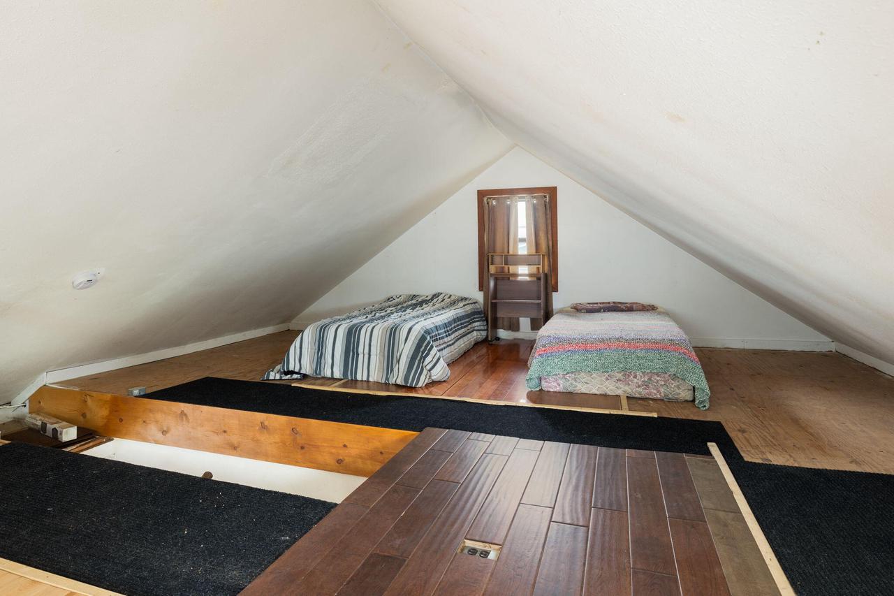 2730 Hamilton STREET