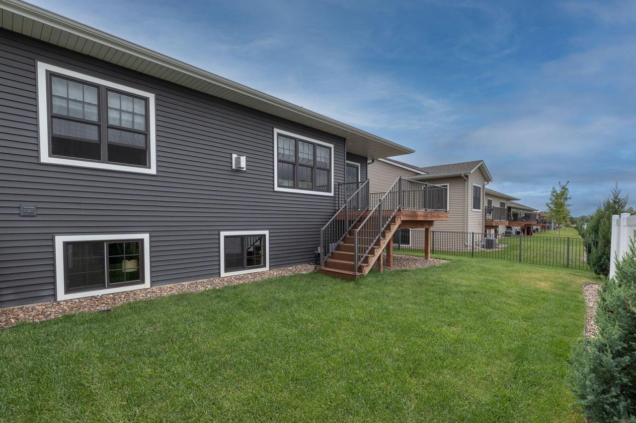 2962 Christenson LANE