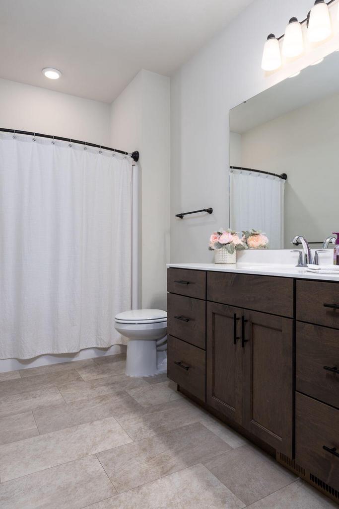 2962 Christenson LANE