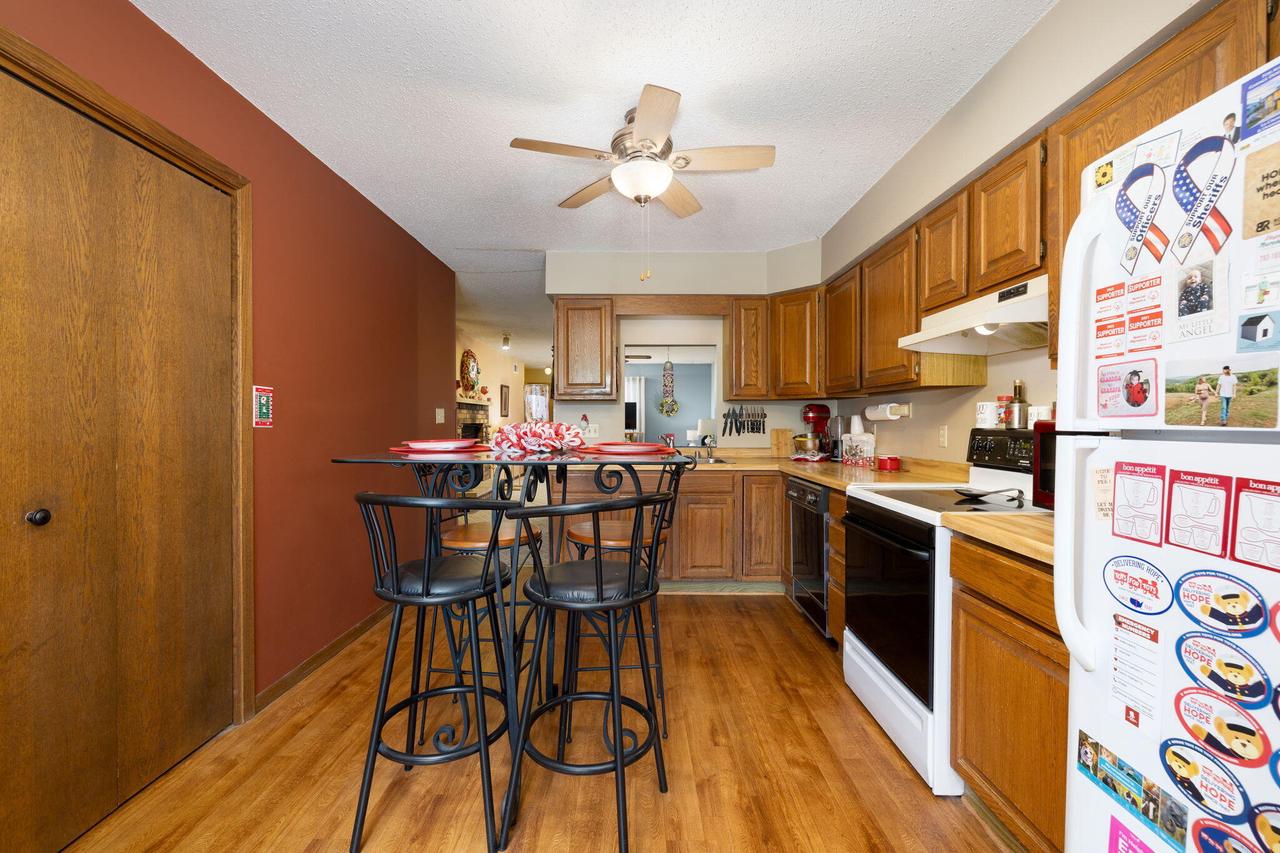 1343 Lauderdale PLACE