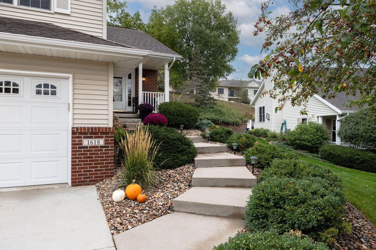 1618 Pine Ridge DRIVE