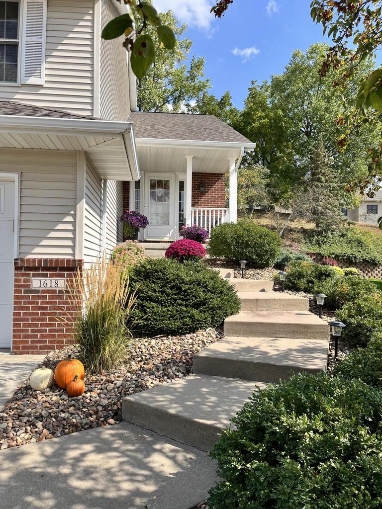 1618 Pine Ridge DRIVE