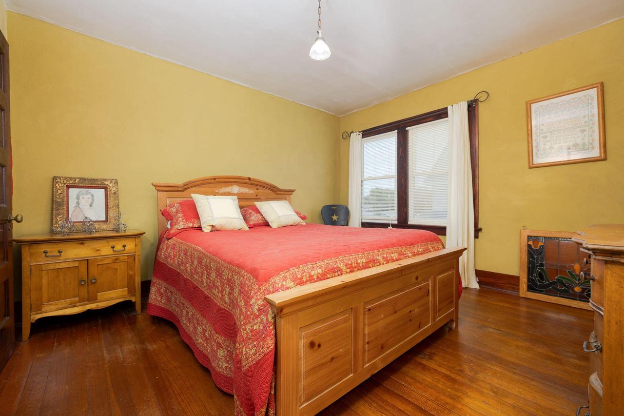 412 South STREET EAST East