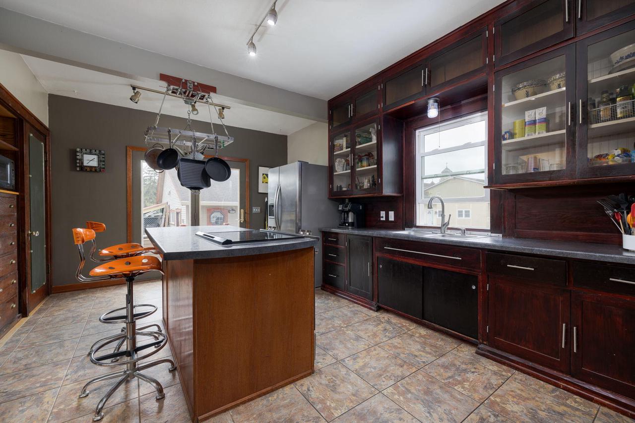 412 South STREET EAST East