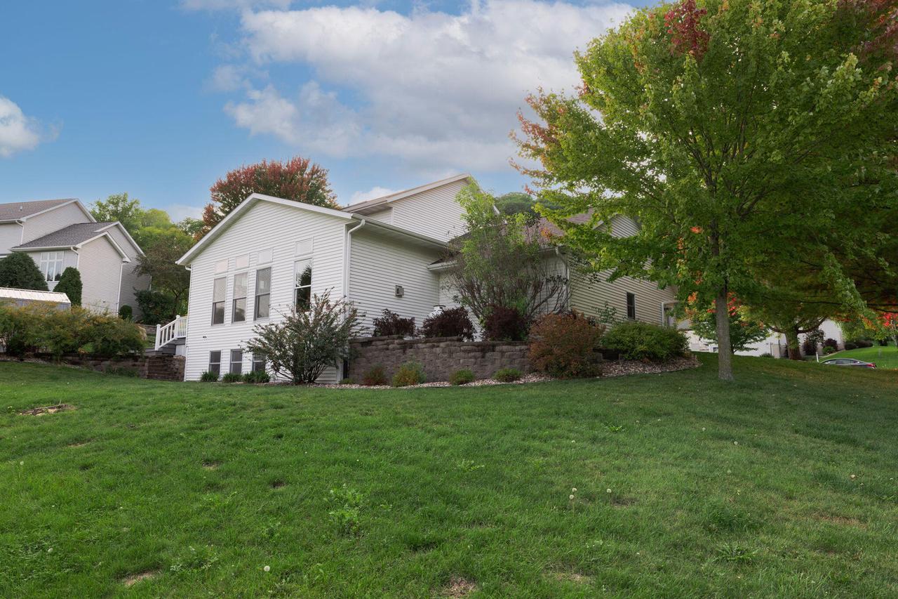 418 Hill STREET NORTH North