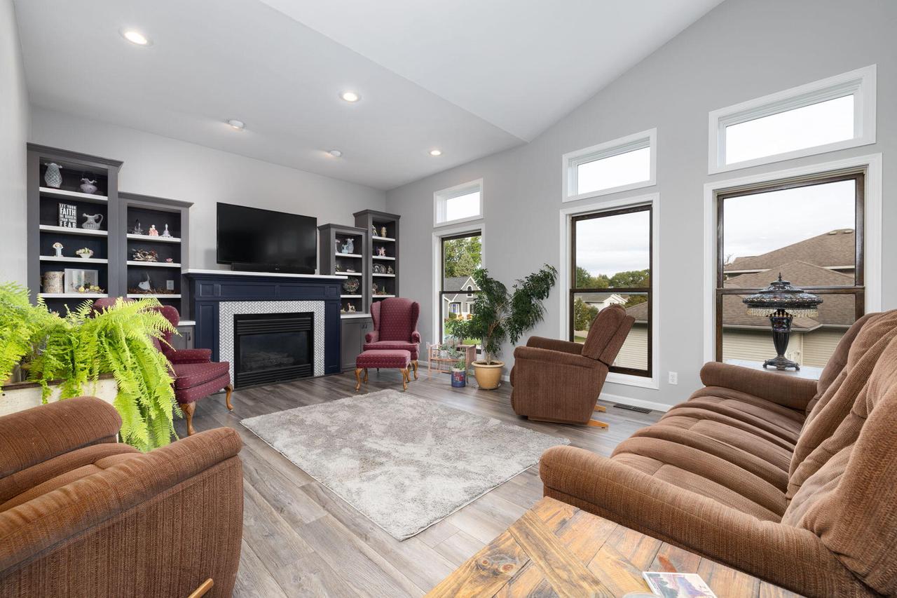 418 Hill STREET NORTH North