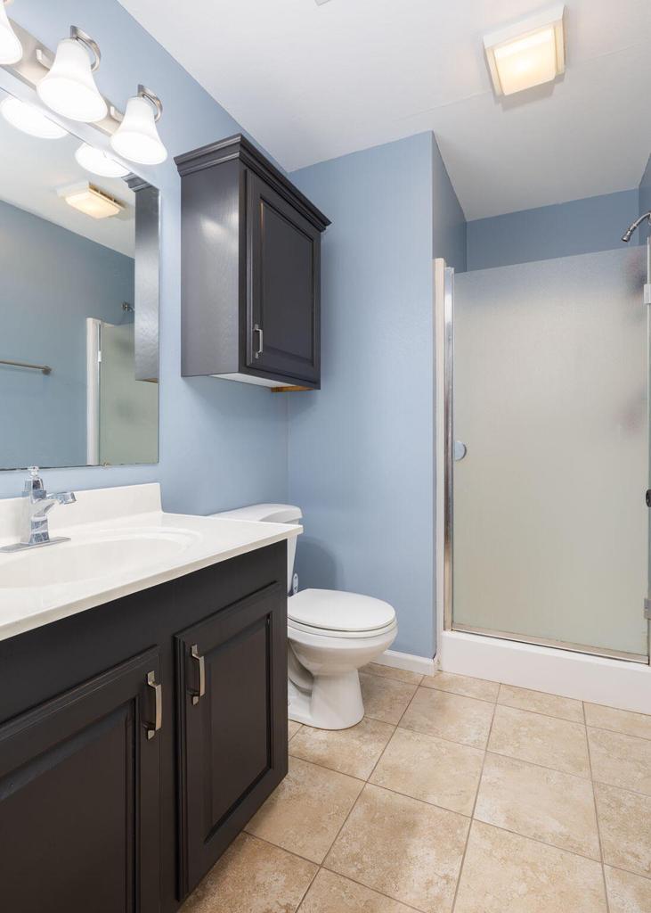 418 Hill STREET NORTH North