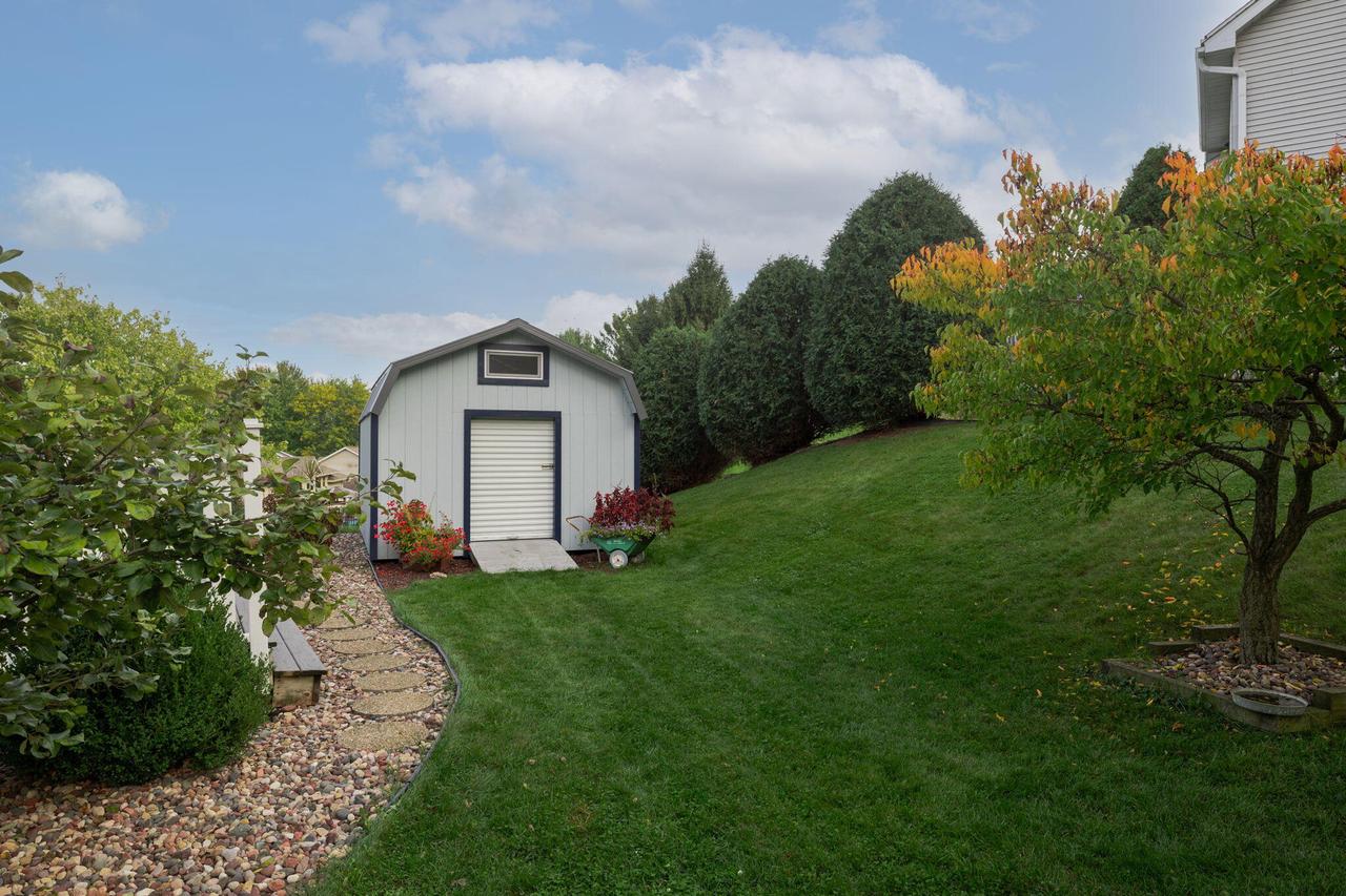 418 Hill STREET NORTH North