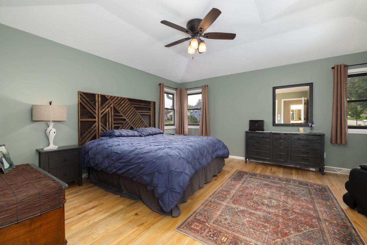 418 Hill STREET NORTH North