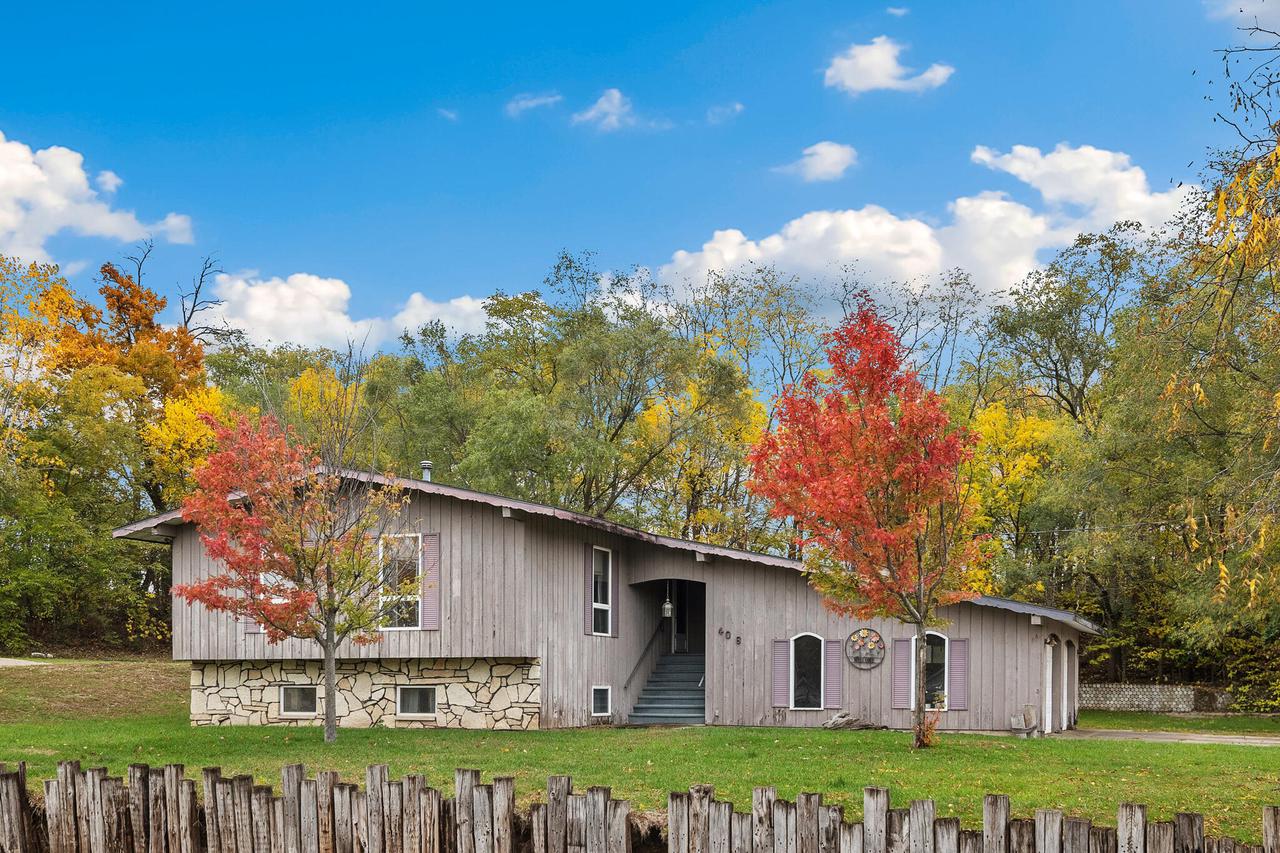 408 6th AVENUE NORTH North