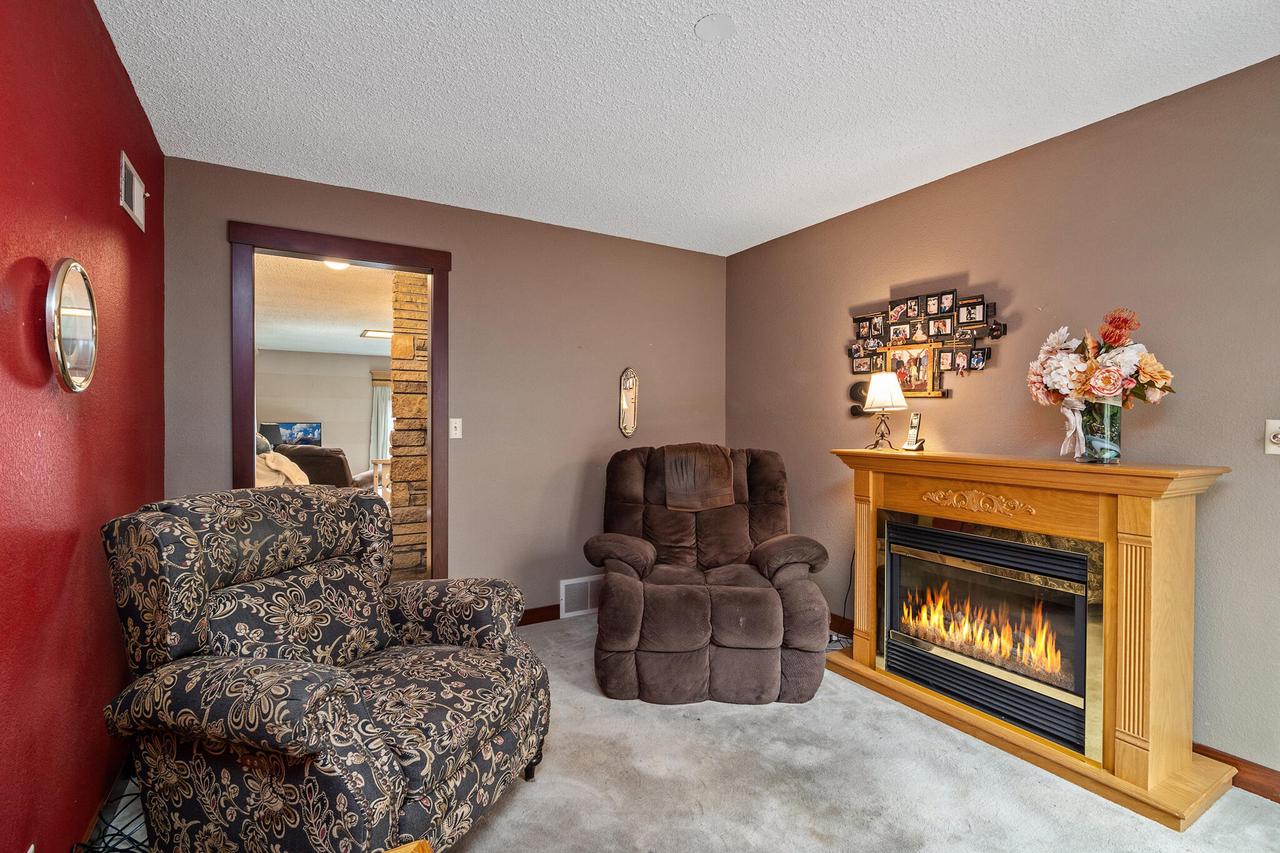 408 6th AVENUE NORTH North