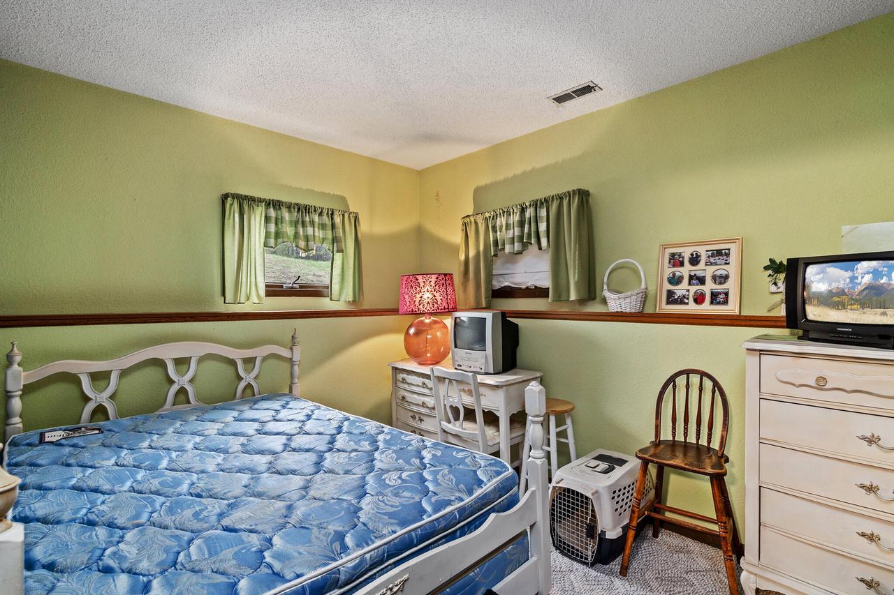 408 6th AVENUE NORTH North