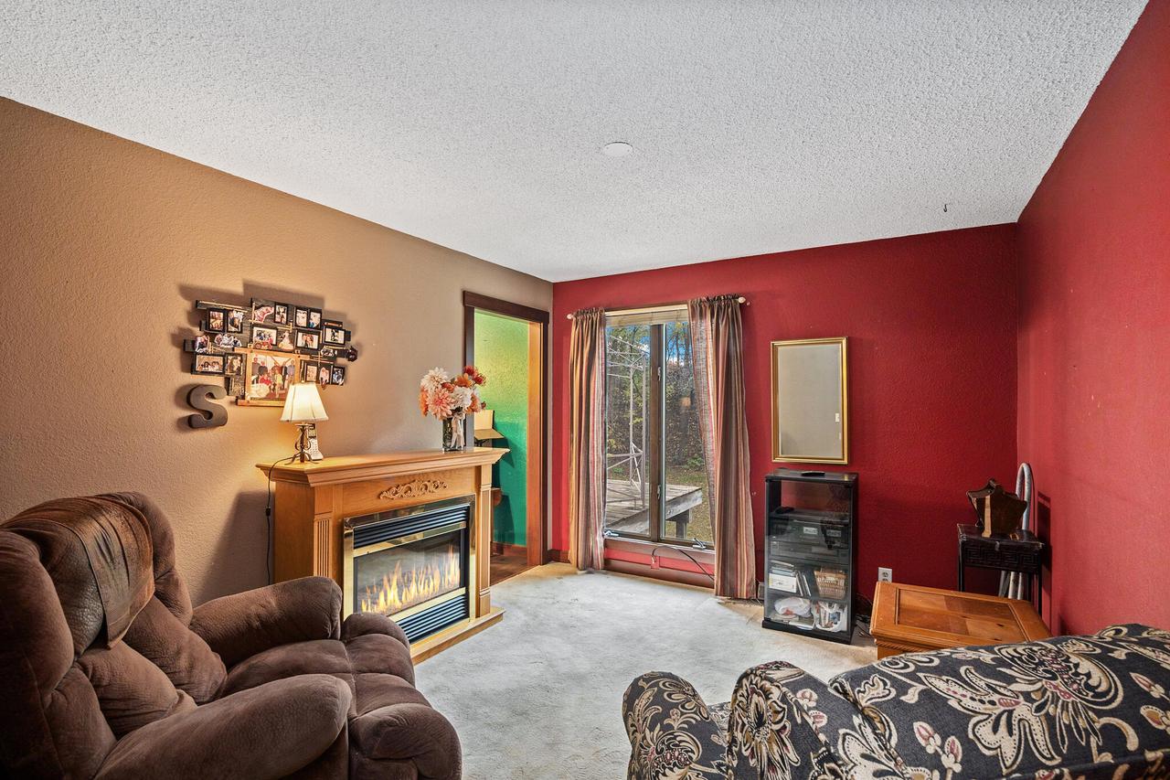 408 6th AVENUE NORTH North