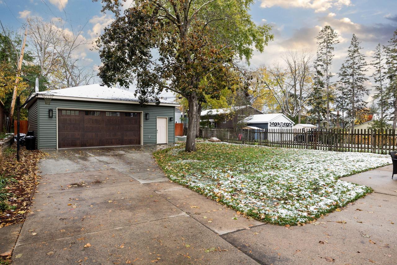 217 15th STREET SOUTH South